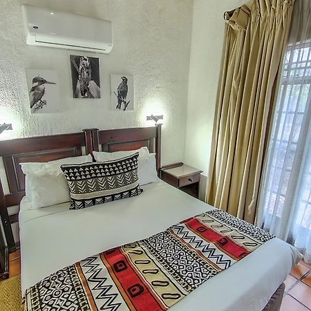 Burchell'S Bush Lodge By Dream Resorts เขตอนุรักษ์พันธุ์สัตว์ป่าซาบีแซนด์ ภายนอก รูปภาพ