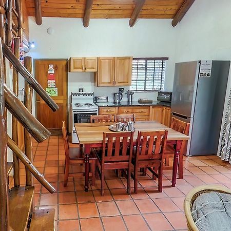 Burchell'S Bush Lodge By Dream Resorts เขตอนุรักษ์พันธุ์สัตว์ป่าซาบีแซนด์ ภายนอก รูปภาพ