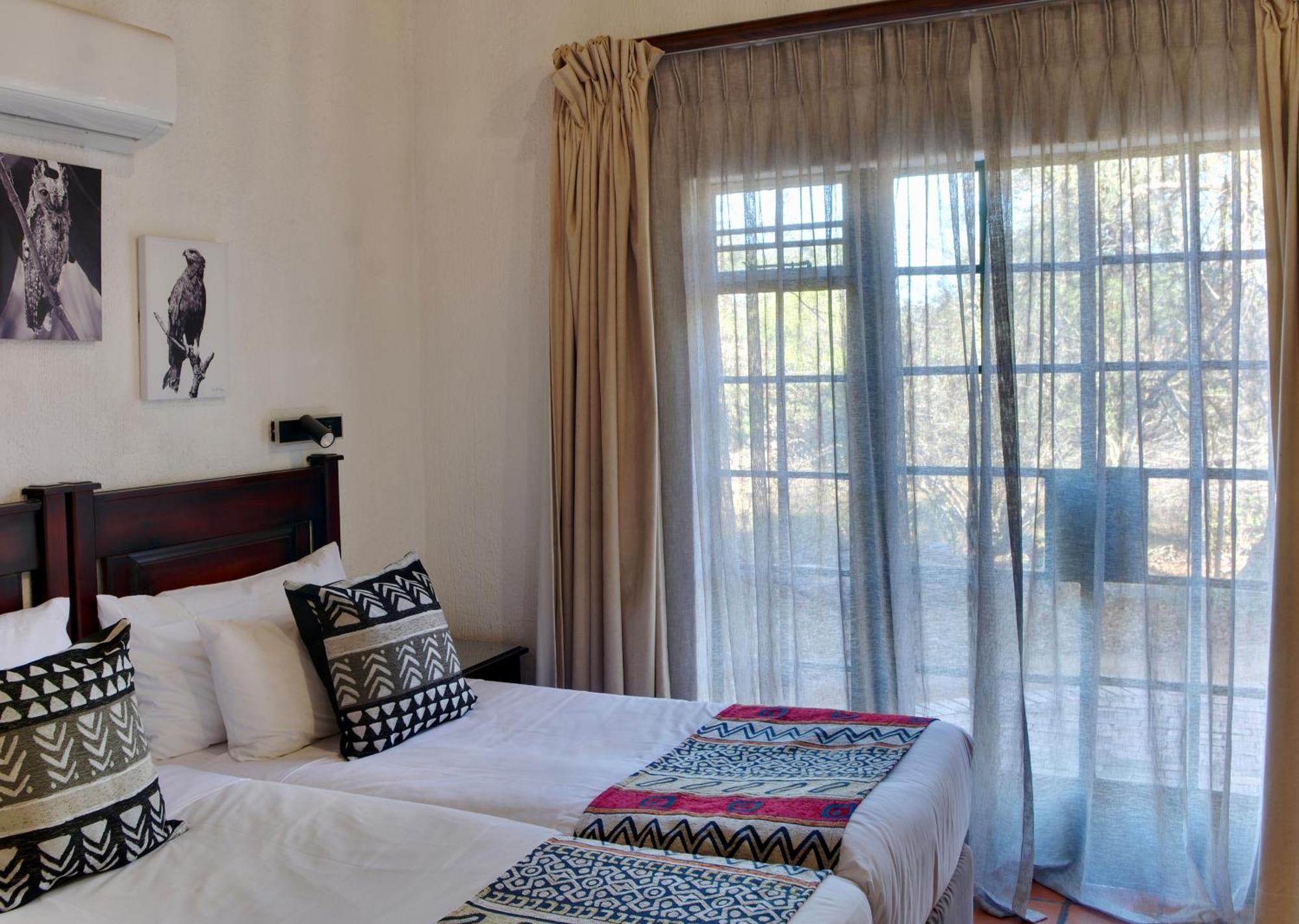 Burchell'S Bush Lodge By Dream Resorts เขตอนุรักษ์พันธุ์สัตว์ป่าซาบีแซนด์ ภายนอก รูปภาพ